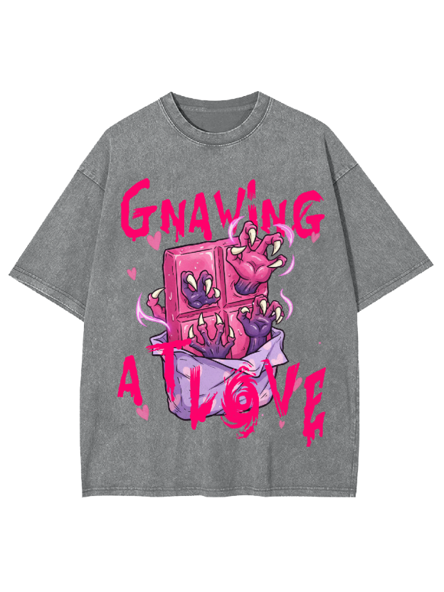 Gnawing at love Washed Tshirt