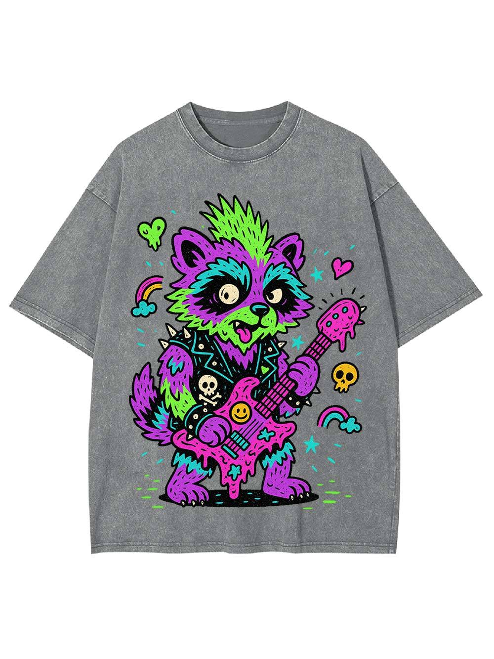 trippy raccoon Washed Tshirt
