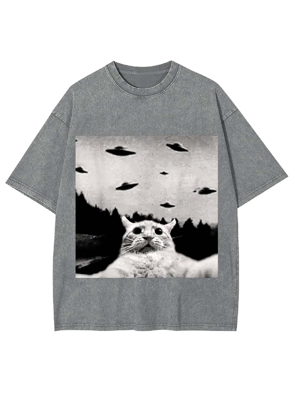 Cat Witnesses UFOs Washed Tshirt