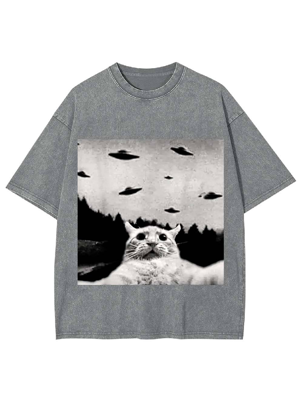 Cat Witnesses UFOs Washed Tshirt