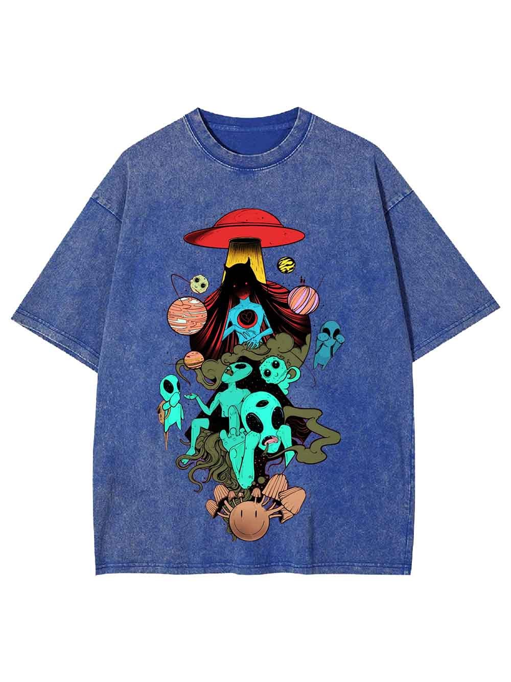 UFO and Alien Gathering Washed Tshirt