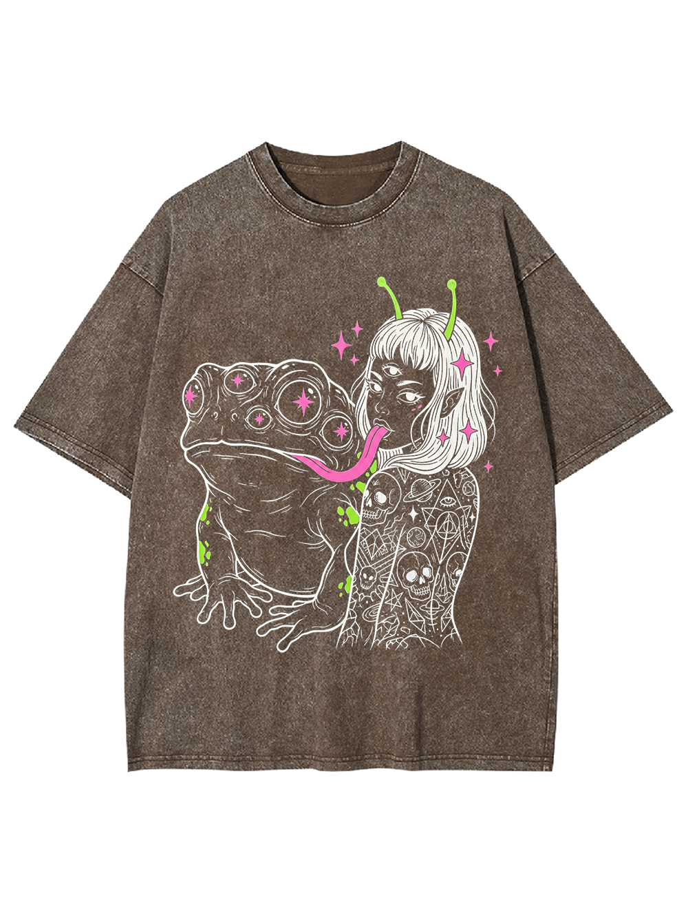 ALIEN GIRL AND MUTANT FROG TONGUE WASHED TSHIRT