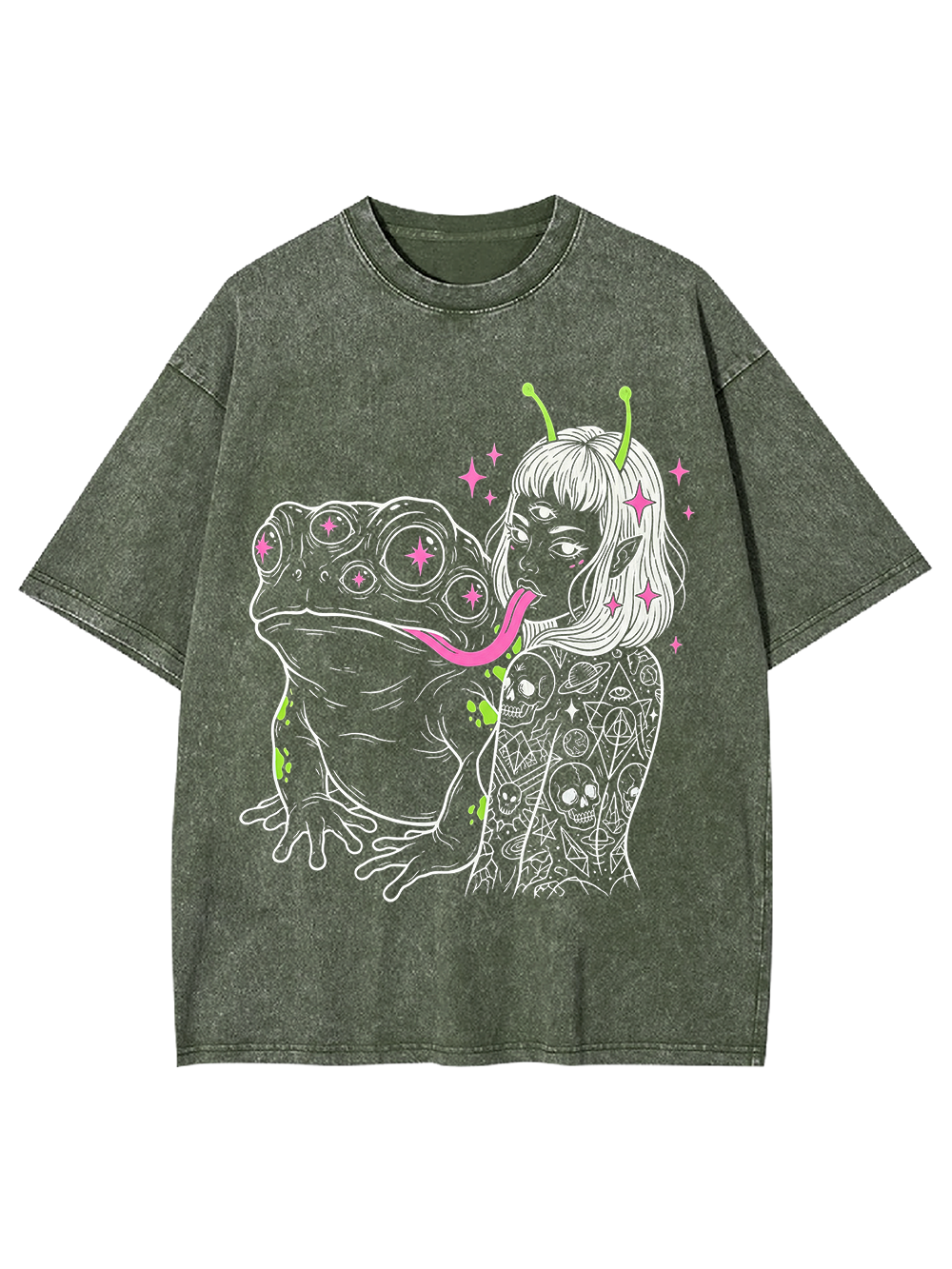 ALIEN GIRL AND MUTANT FROG TONGUE WASHED TSHIRT
