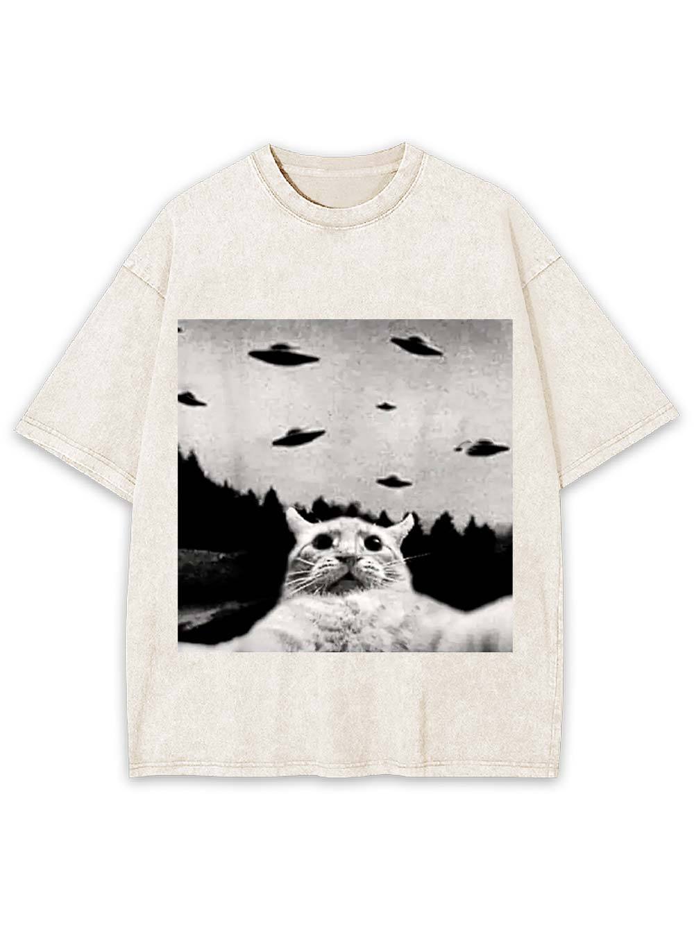 Cat Witnesses UFOs Washed Tshirt