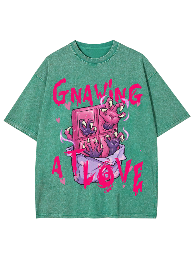Gnawing at love Washed Tshirt
