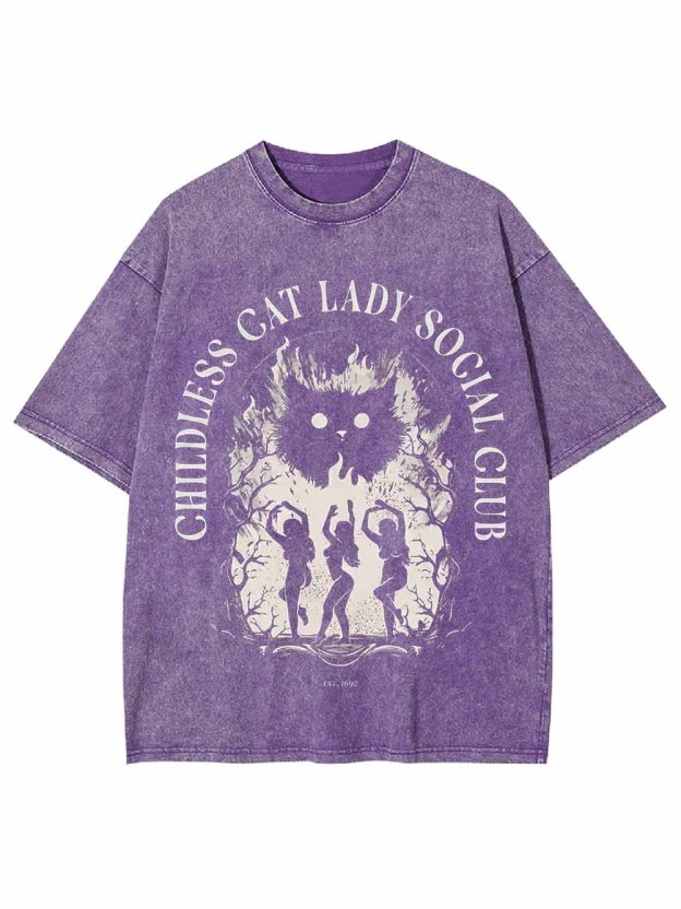 GUILLESS CAT LADY WASHED TSHIRT