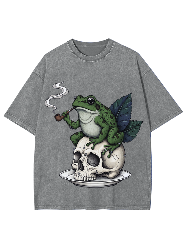 Smoking Frog on Skull Washed Tshirt