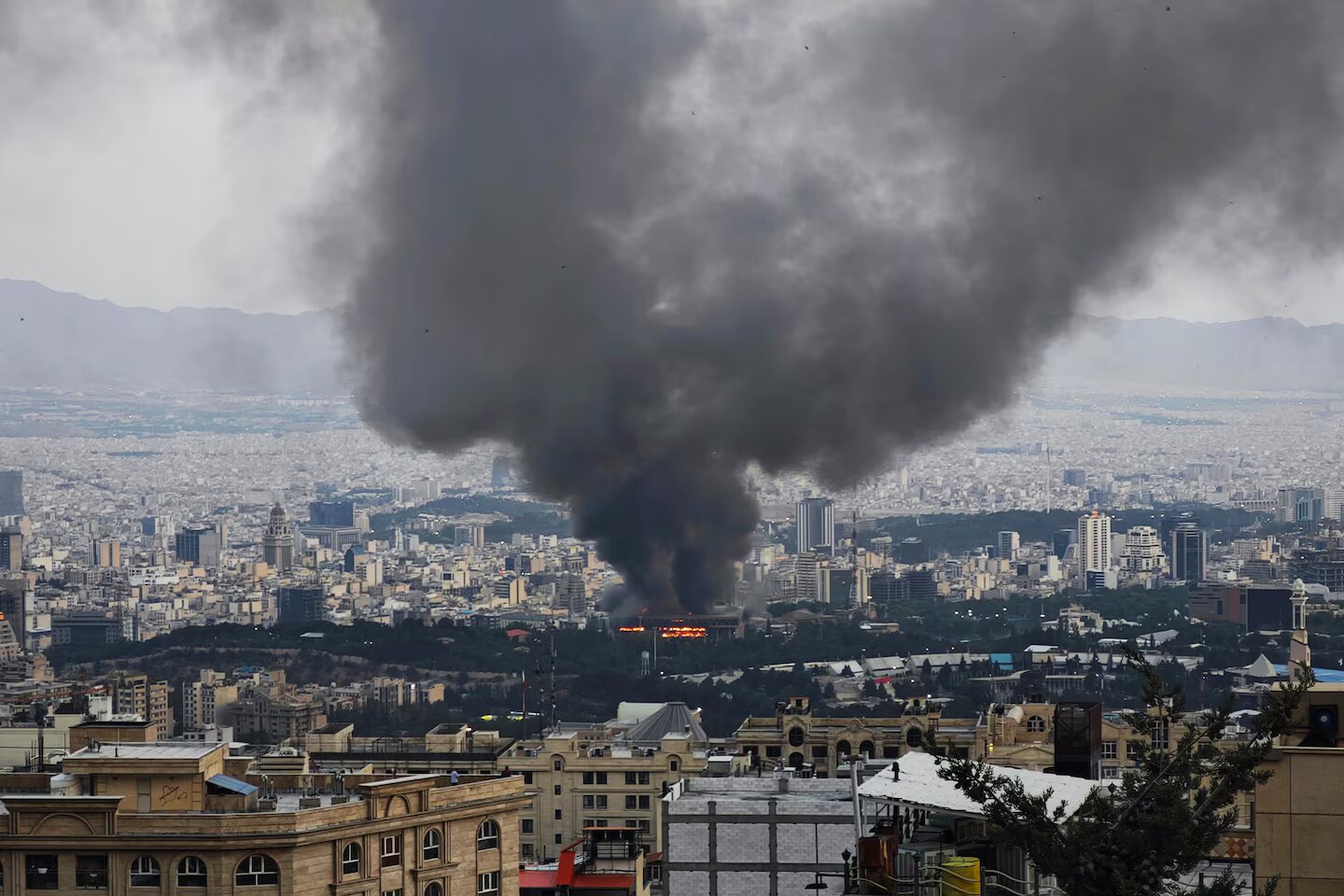 [Realtidsrapport om striden] Israel flygbombar Teheran, Iran missiler attackerar Jerusalem-kamryvape
