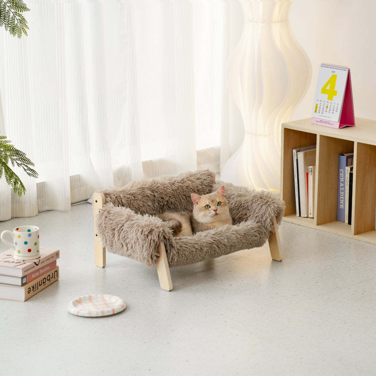 Haven Elevated Calming Cat & Dog Bed