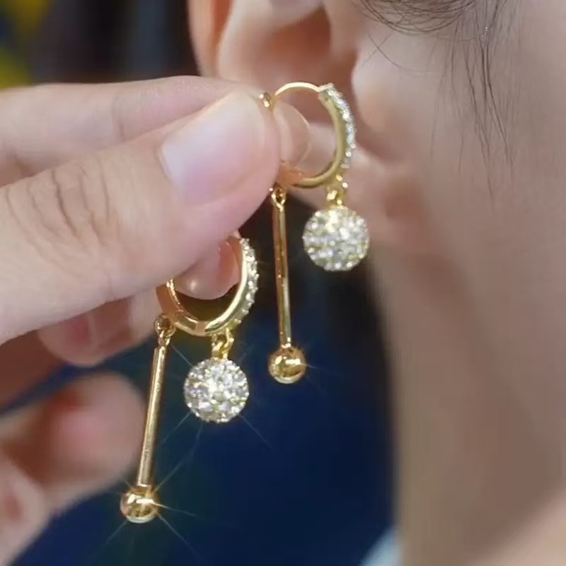All-match gold diamond ball earrings A Pair