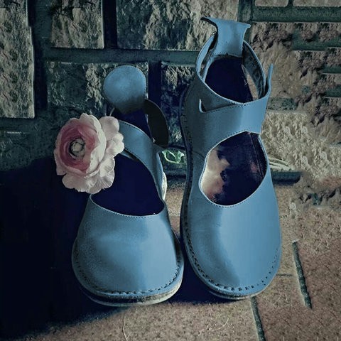 Women's casual shoes Velcro