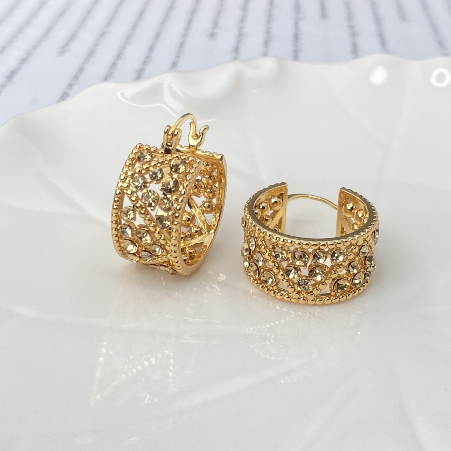 Vintage Delicate Hoop Earrings A Pair