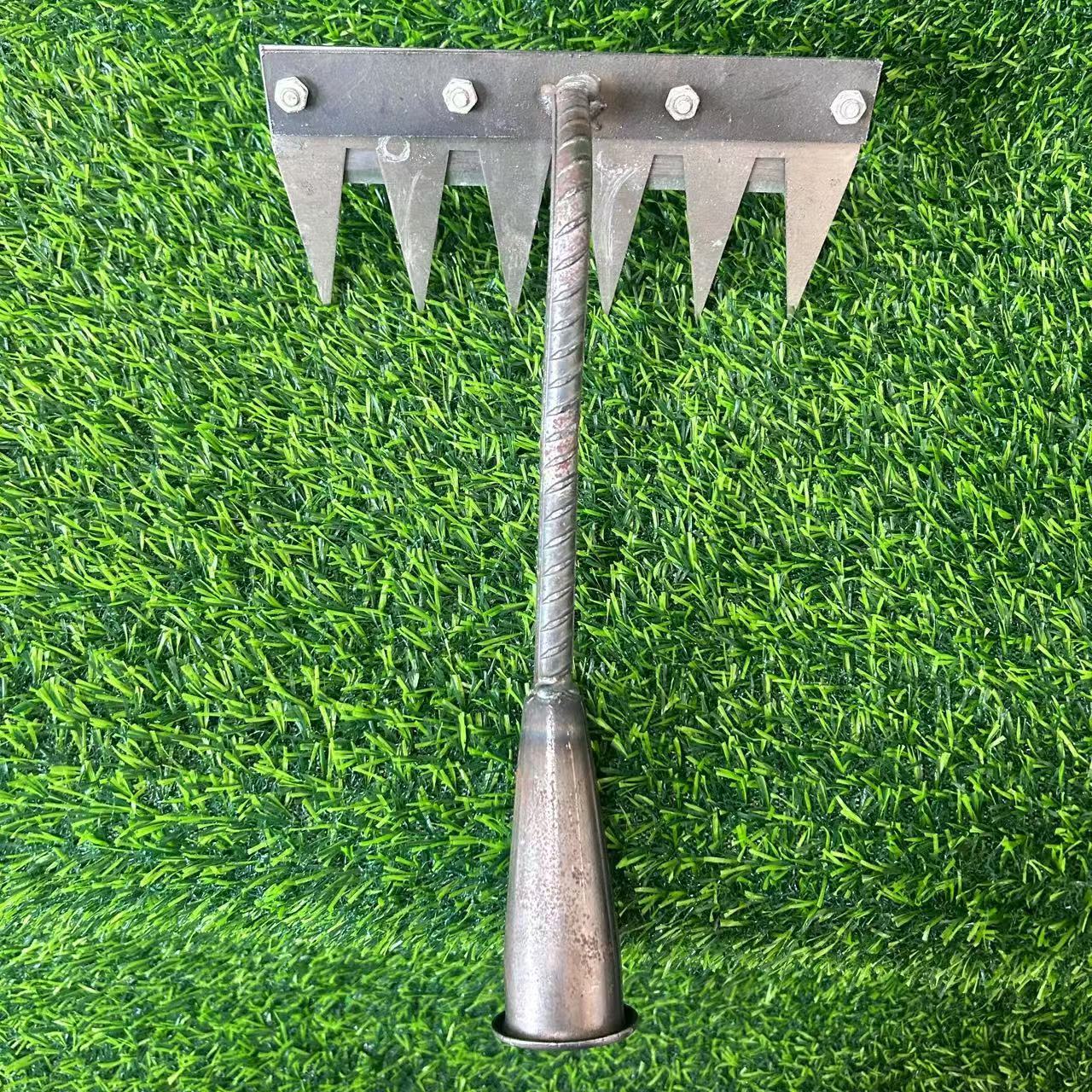 New rake farm tools weeding tools, turning the soil loose iron rake, rake grass plow tilling the land weeding nails
