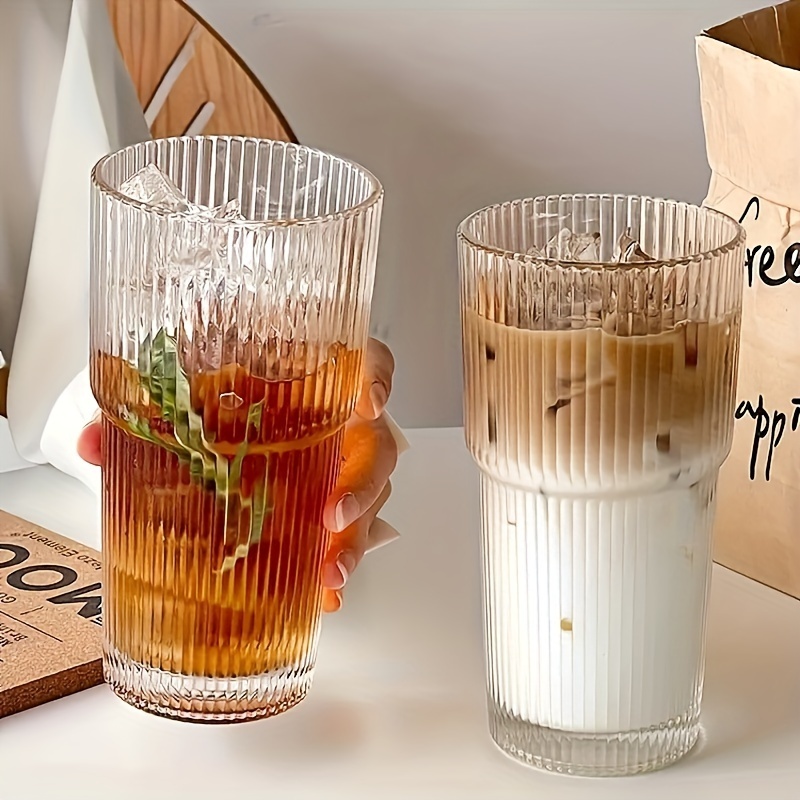 2pcs Ins Style Large Capacity Straw Cup with Lid Vertical Striped Coffee Cup Beverage Fruit Tea Cup 600Ml/20Oz, Used for Drinking Ice Water Coffee Fruit Tea Etc., Suitable for Daily Household, Parties, Cafes, Restaurants, Etc.