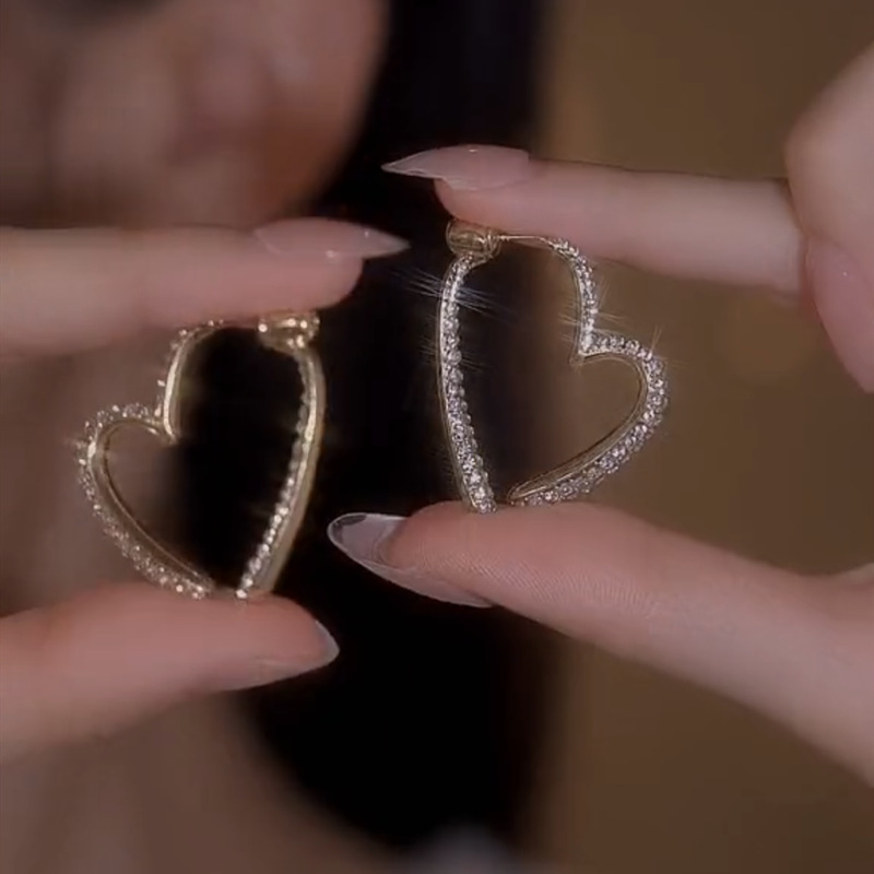 Full diamond heart earrings
