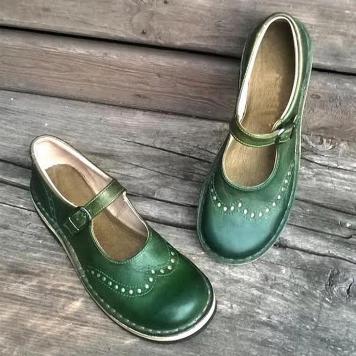 Flat-soled shallow round-toe buckled shoes for women