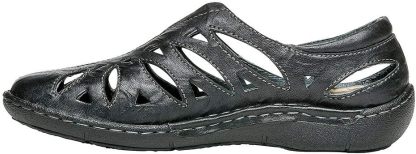 Women's flat loafers