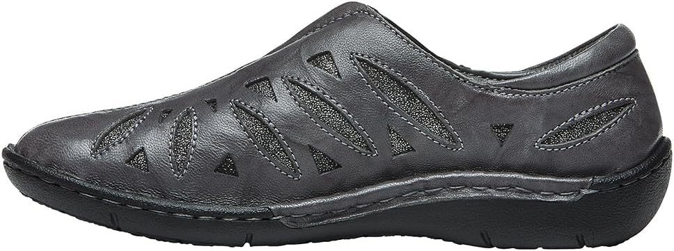 Women's flat loafers