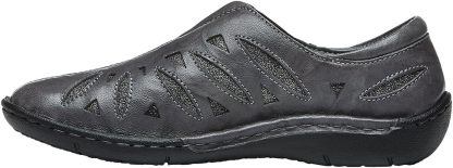 Women's flat loafers