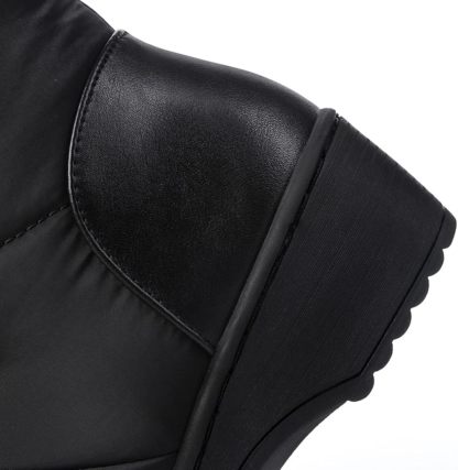 Womens Snow Boots Waterproof Winter Boots Anti-slip Fuzzy Fur Booties Winter Warm Outdoor Ankle Boots Ladies Walking Hiking Booties