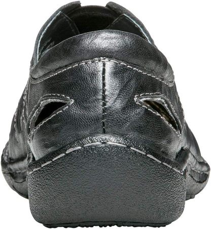 Women's flat loafers