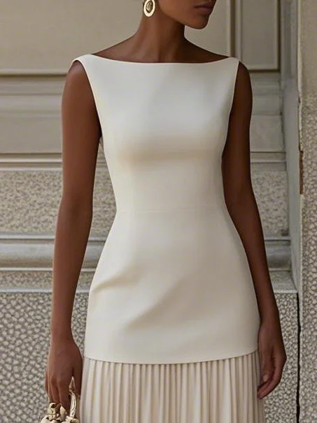 Off White Pleated Classic Boat Neck Sleeveless A-Line Maxi Dress