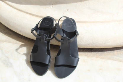 Low-heeled buckled sandals