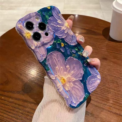Twist flower phone case