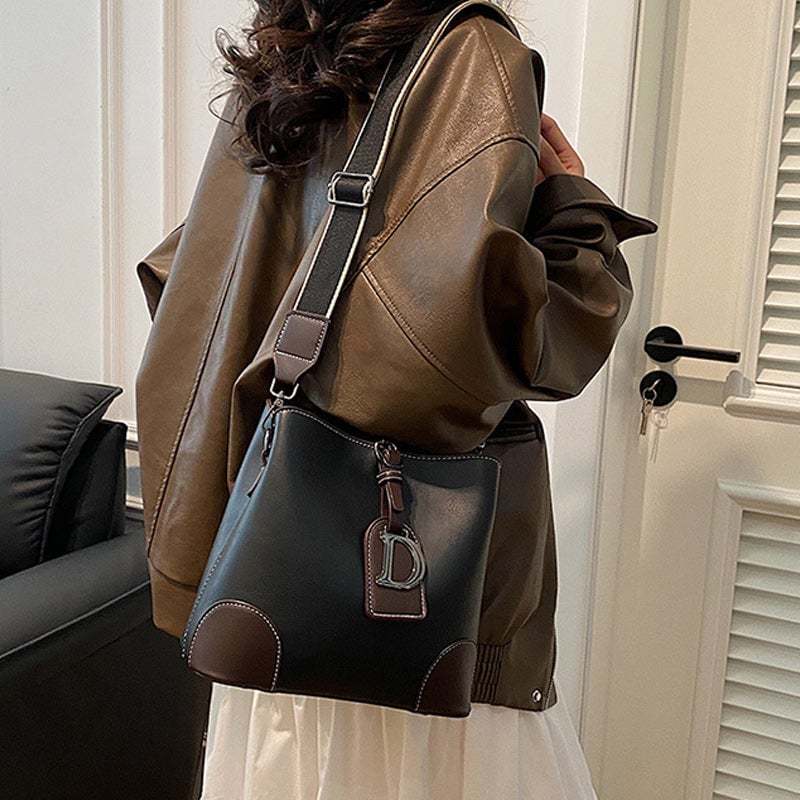 💗PU Leather Niche Women's Shoulder Bag👜