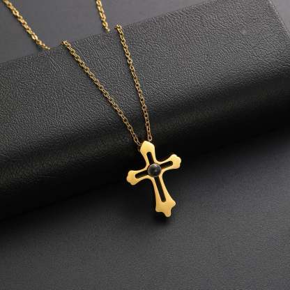 Eternal Love Projection Necklace – A Timeless Symbol of Devotion