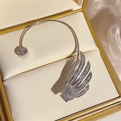Women's Earrings Classic Precious Fashion Personalized Earrings Jewelry silver right / golden left / silver left For Wedding Party 1PC