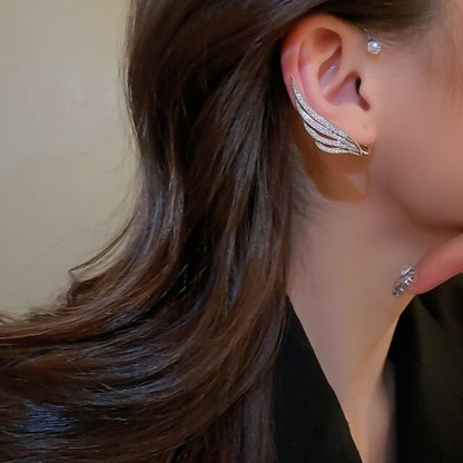 Women's Earrings Classic Precious Fashion Personalized Earrings Jewelry silver right / golden left / silver left For Wedding Party 1PC