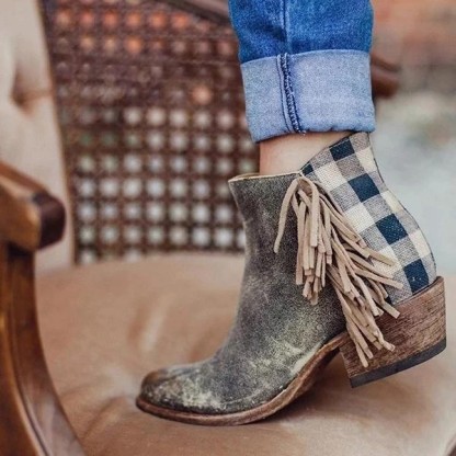 New women's round toe European and American women's leather boots side zipper fashion boots thick warm tassel boots mid-heel women's shoes
