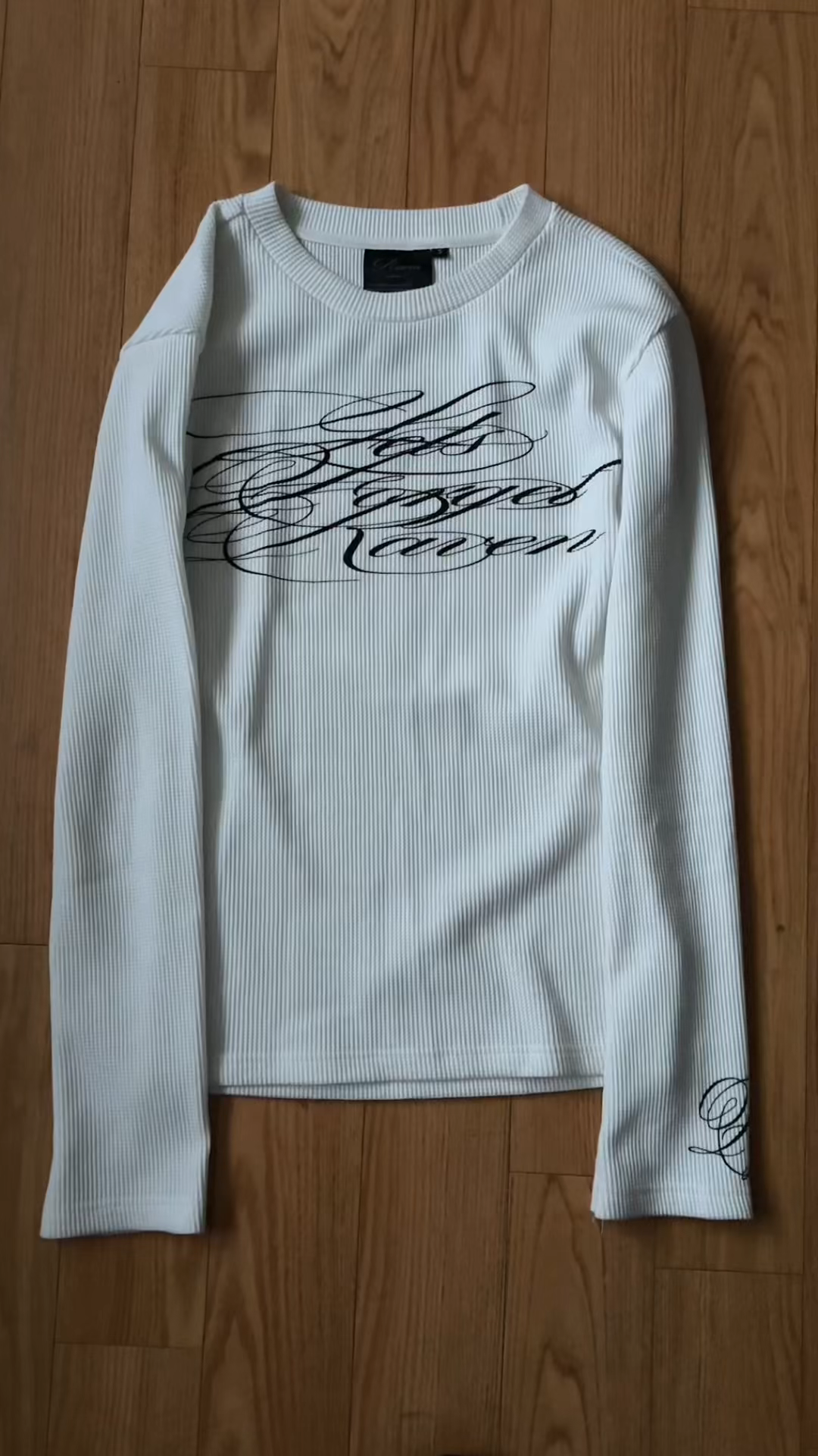 Cursive Longsleeve