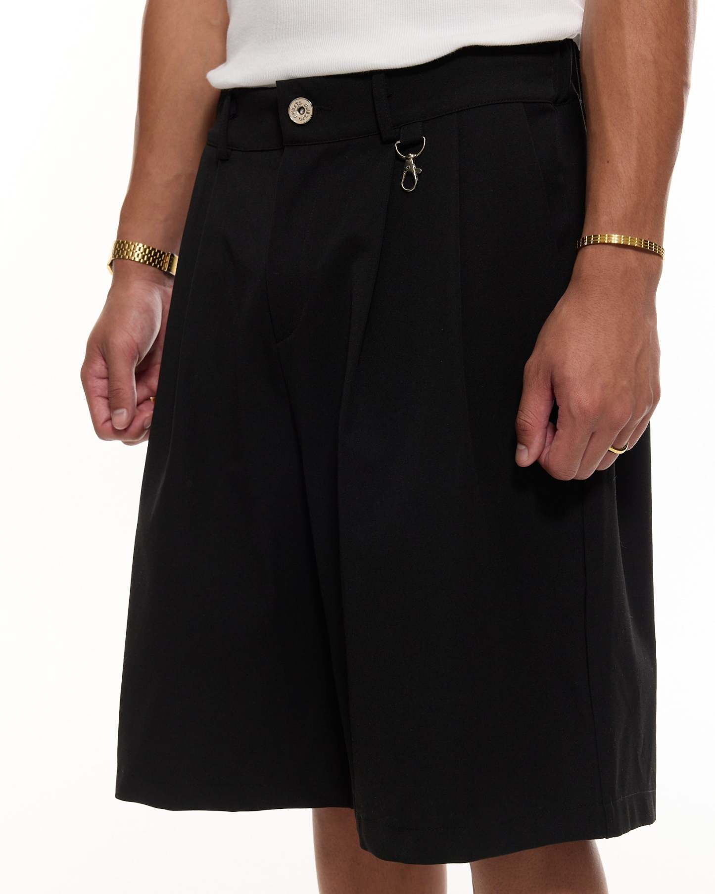 DUALSTASH PLEATED UTILITY SHORTS