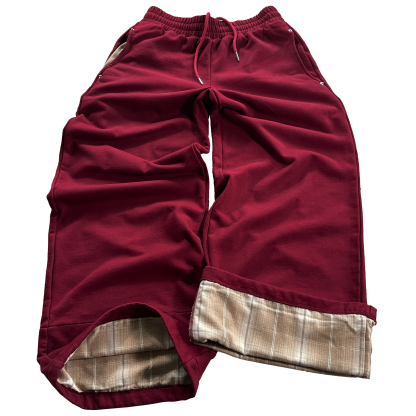 LAZY PLAID SWEATS