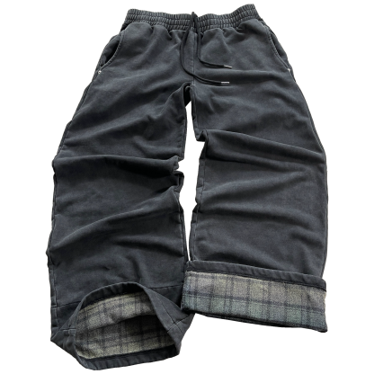 LAZY PLAID SWEATS