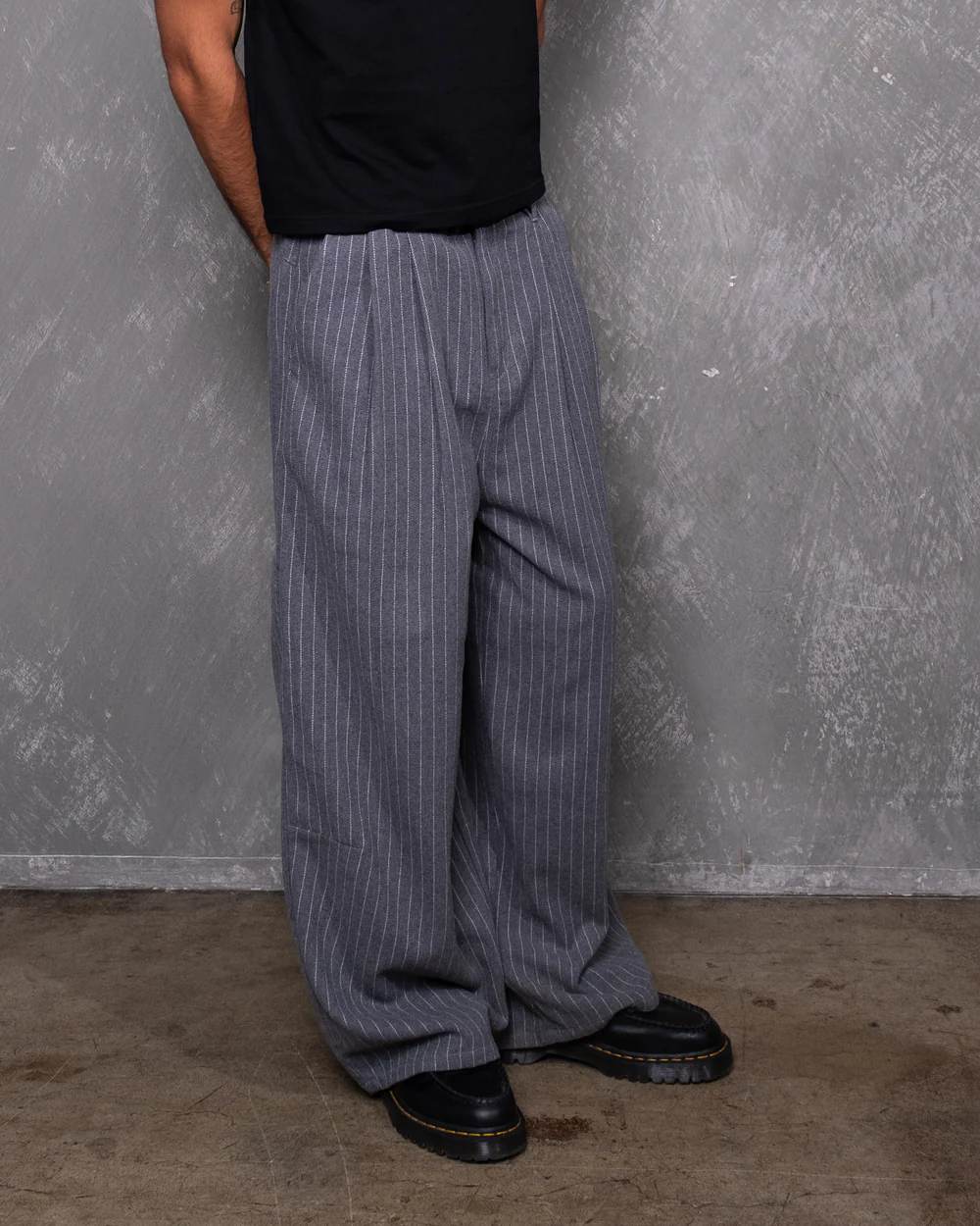 Pinstripe Wide-Leg Pleated Pants