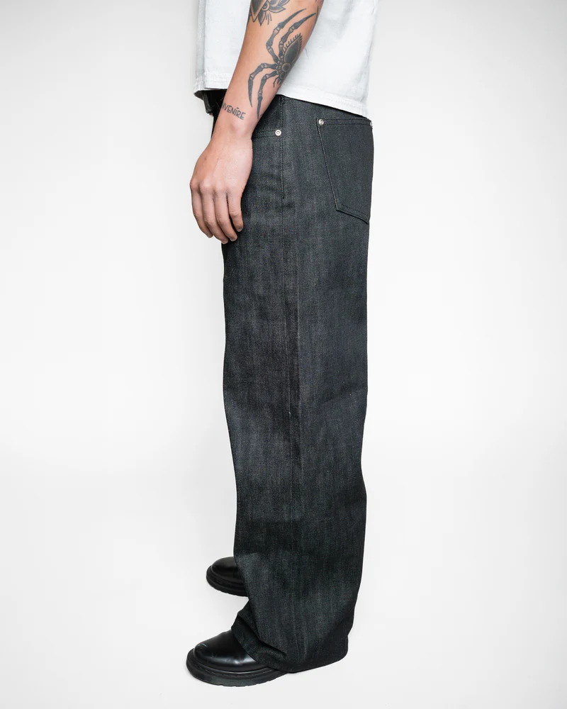 UNIFORM CUT JAPANESE RELAXED SELVEDGE JEANS