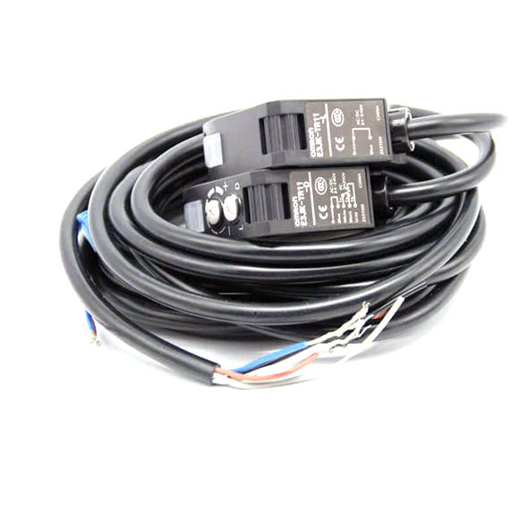 OMRON E3T-FL11 E3T-FL21 E3T-FL22 E3T-FL23 ultra-small ultra-thin amplifier built-in photoelectric sensor