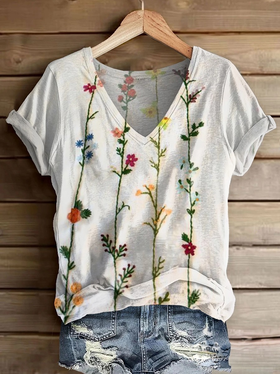 Women's Bohemian Floral Art Print V-neck Casual T-Shirt