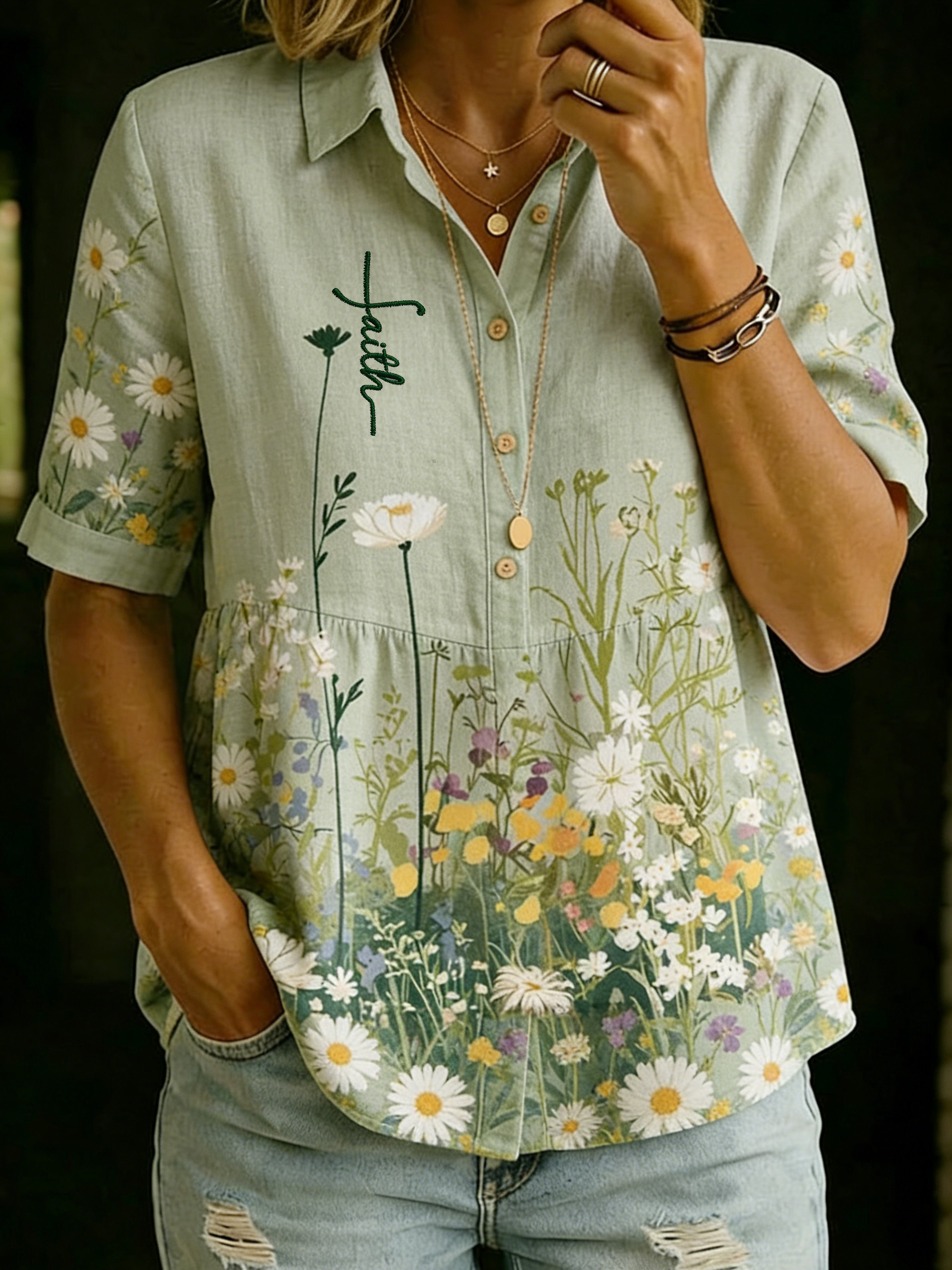 Women's graphic print crew neck top