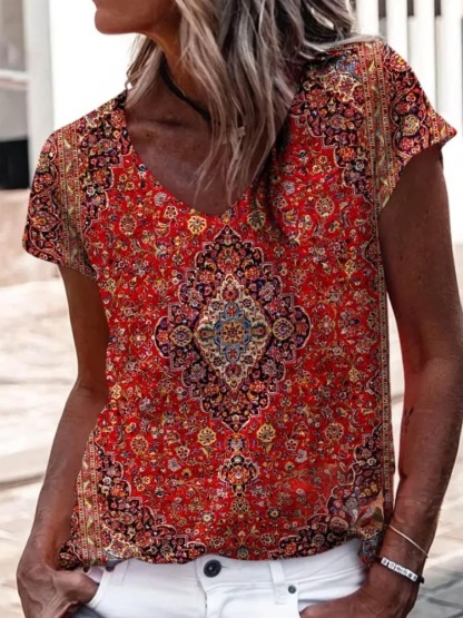 Women's Vintage Art Print V-neck Casual T-Shirt