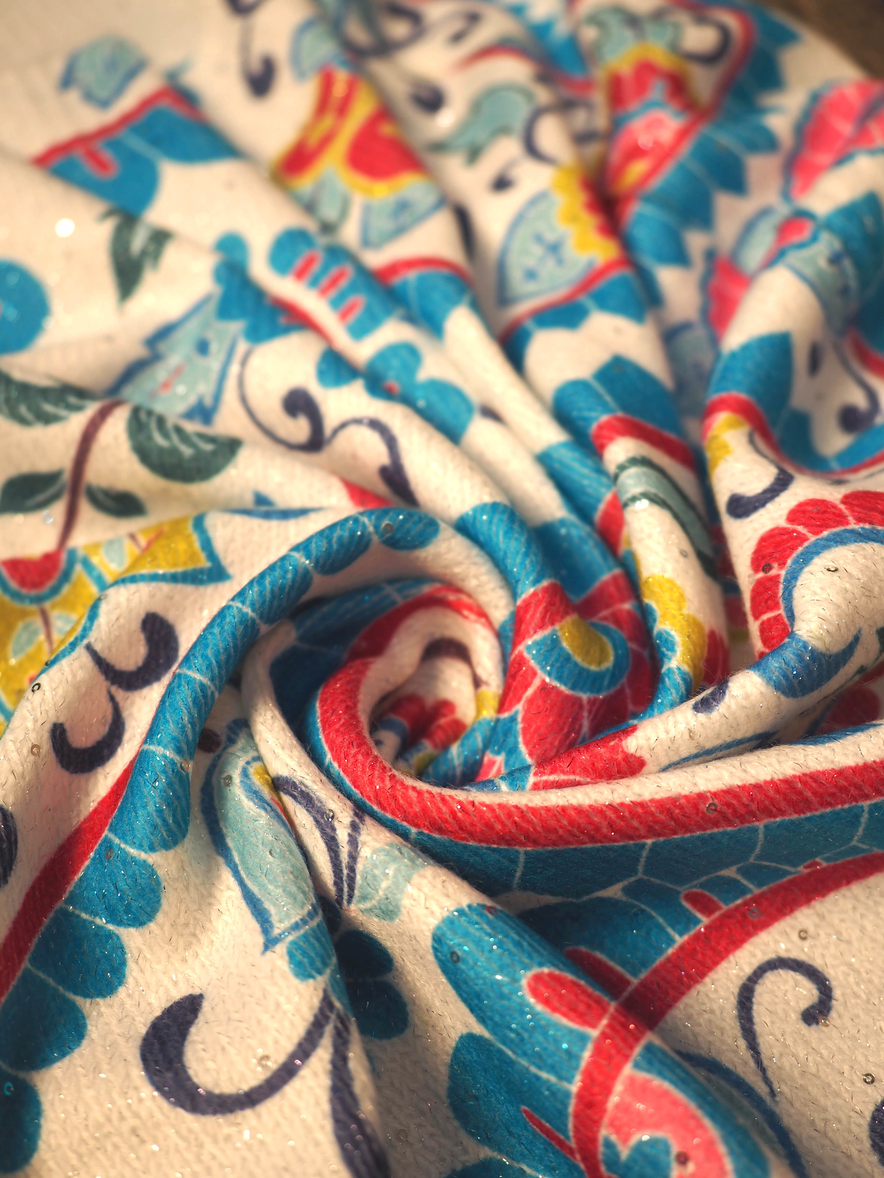 Artistic Floral Sequins Print Knit Pullover Sweater