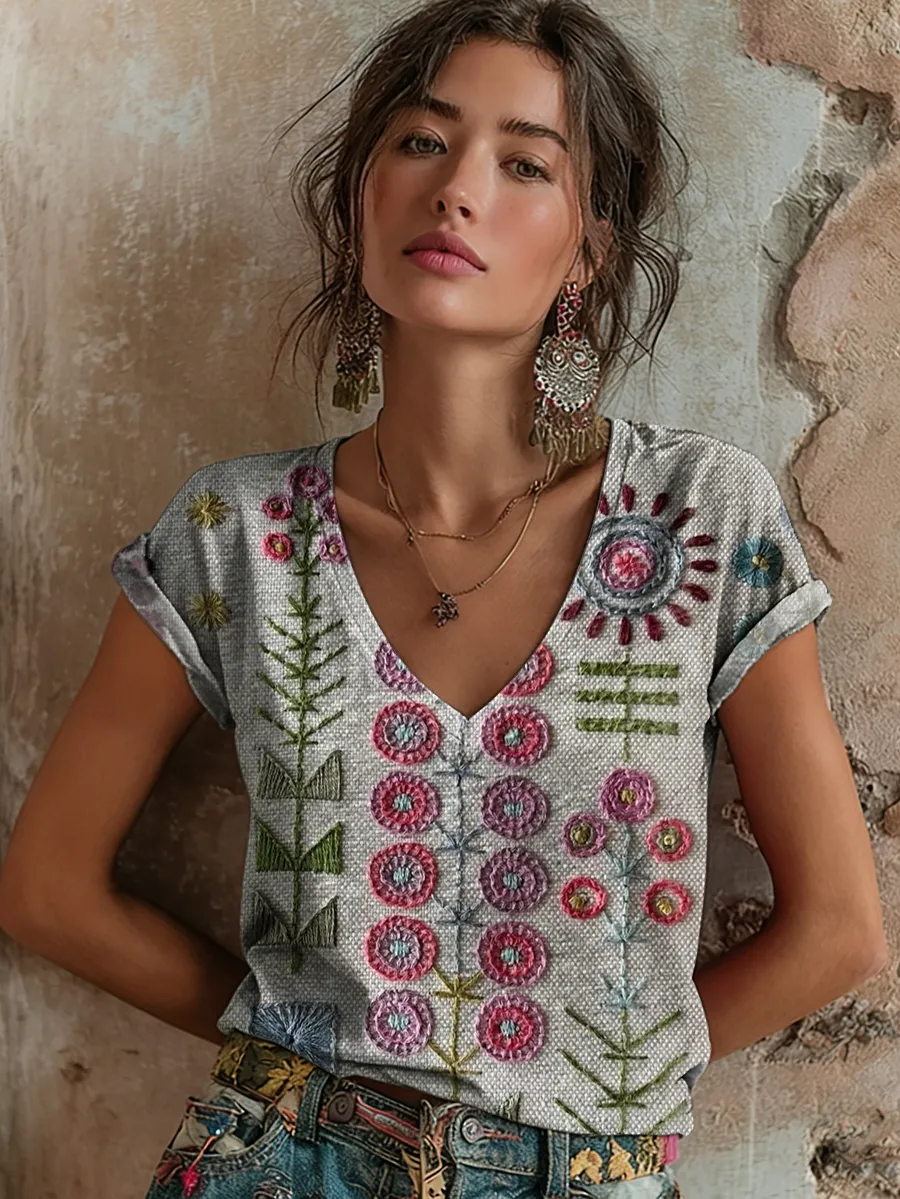 Women's Retro Floral Art Print Casual Short-Sleeve V-Neck Cotton T-Shi