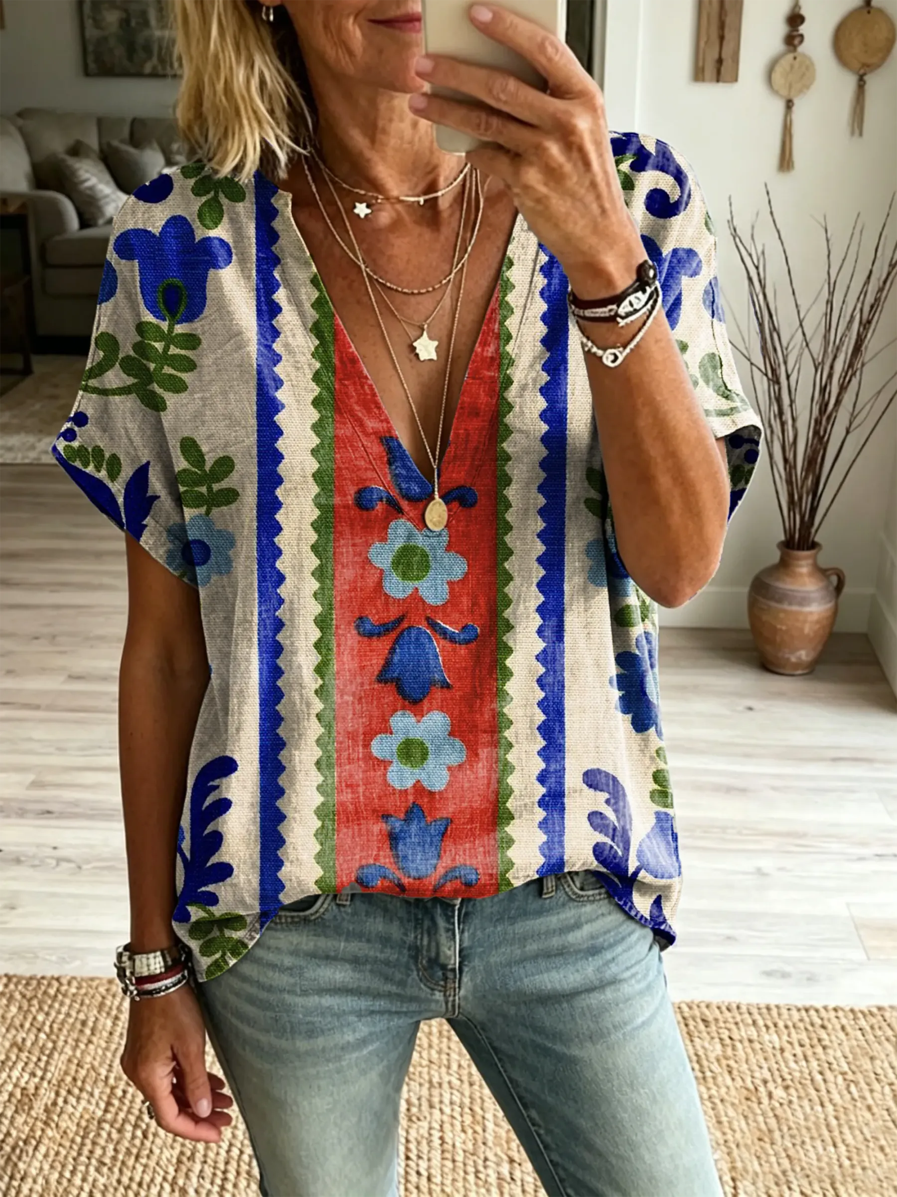 Women's Bohemian Floral Art Print Casual V-Neck Short-Sleeve Shirt