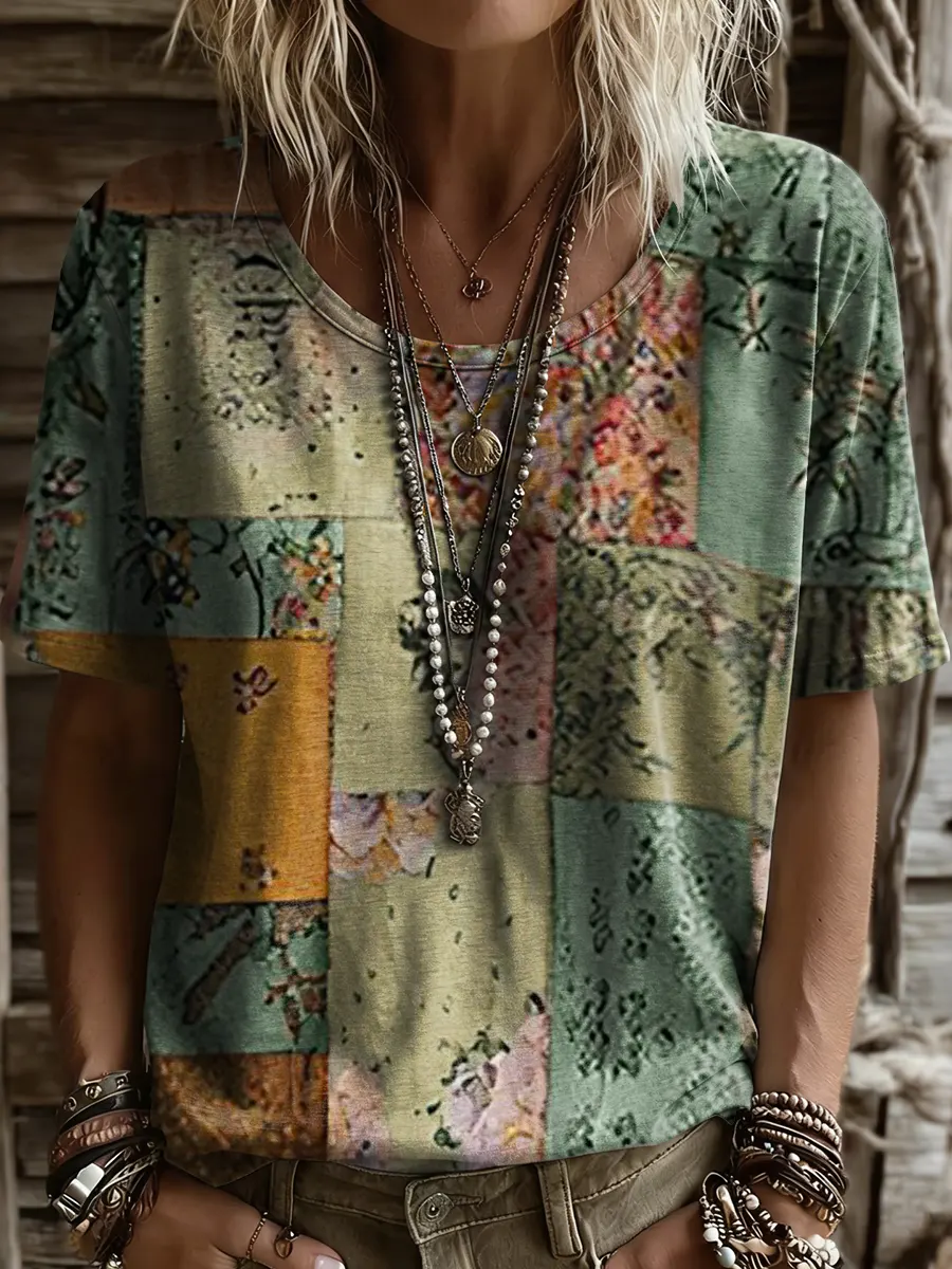 Women's Retro Bohemian Spliced Art Print Casual Crew Neck Short-Sleeve T-Shirt