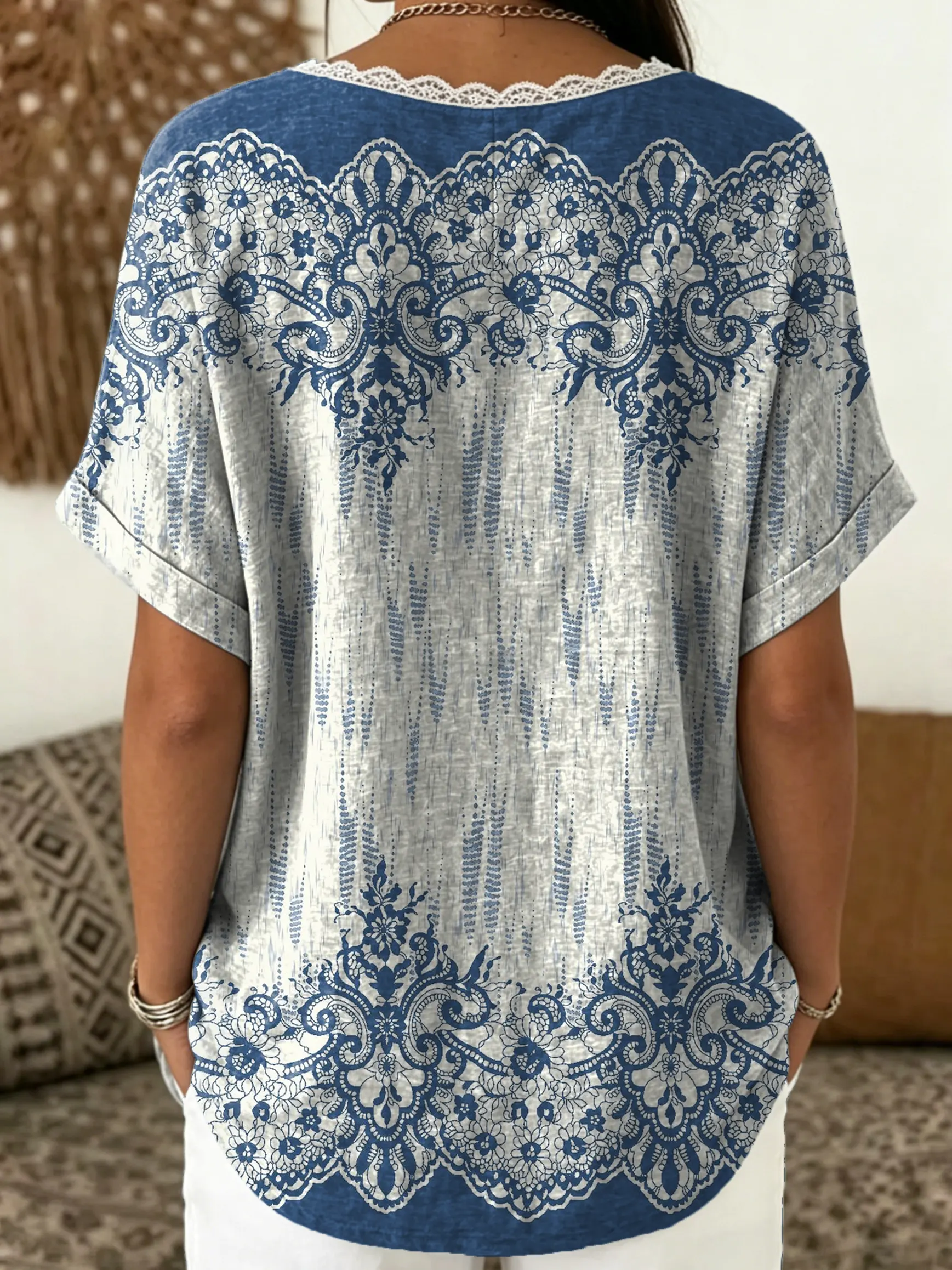 Women's Floral-Print Artistic Lace-Trimmed Casual V-Neck Short-Sleeve Top
