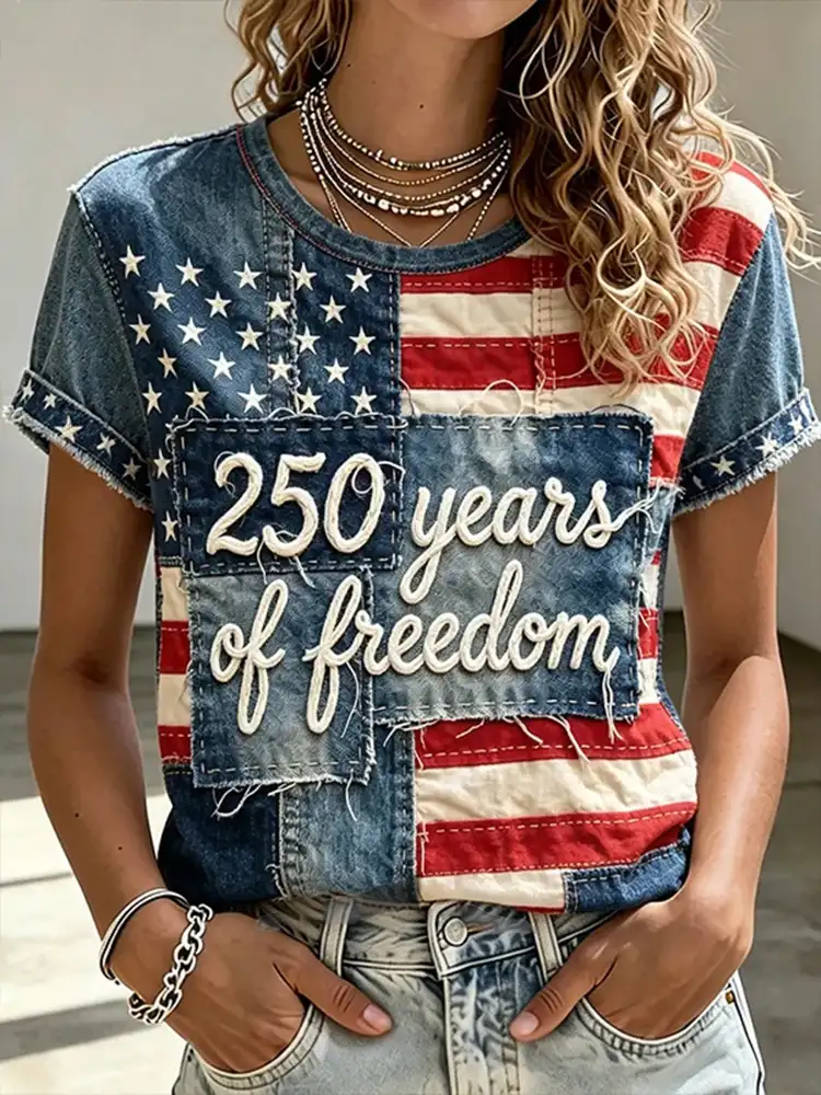 Women's Independence Day Floral Print Art T-Shirt with Round Neck and Short Sleeves