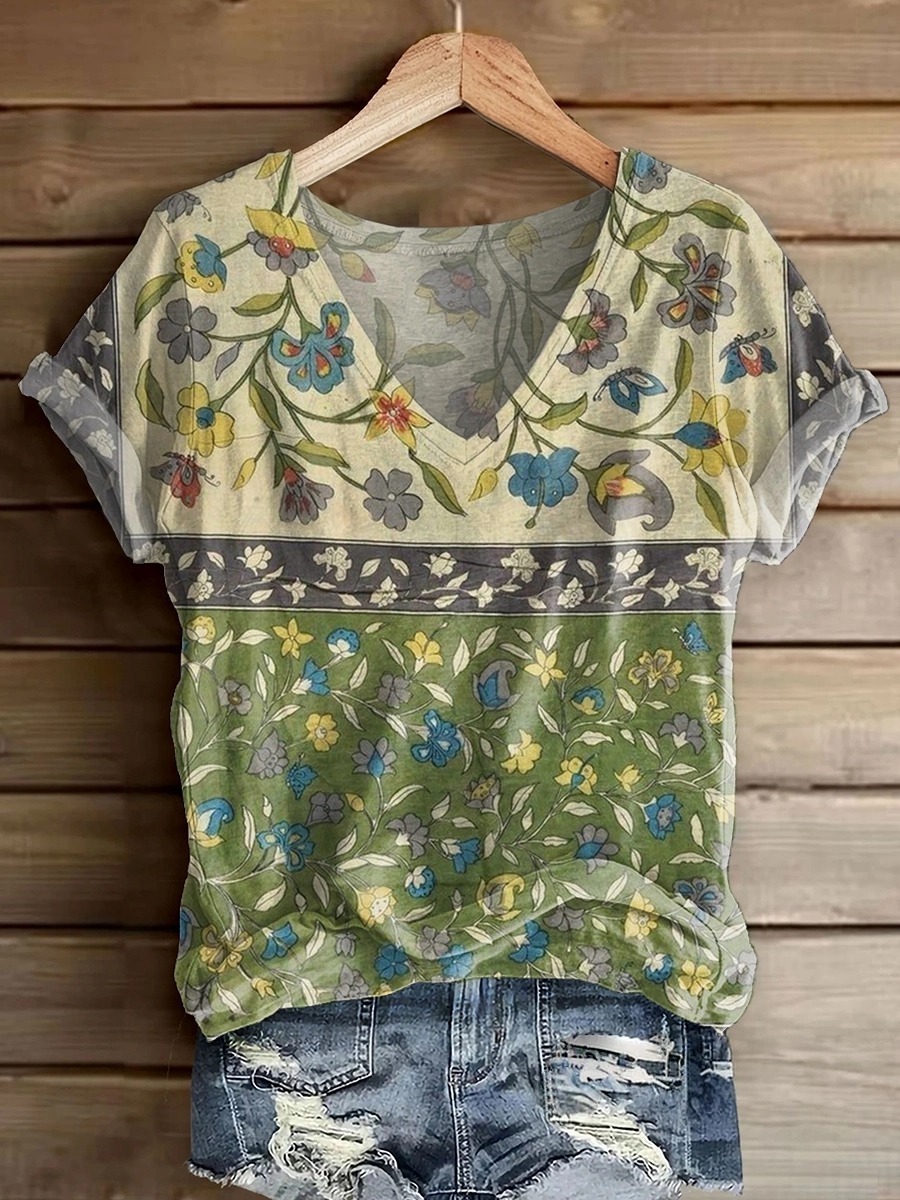 Women's Retro Floral Pattern Artistic Print Casual Round Neck Long Sleeve T-Shirt